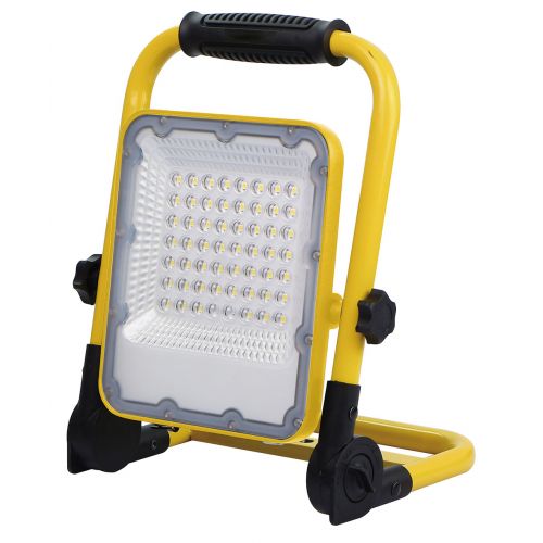 FOCO LED AY 30 W RECARGABLE