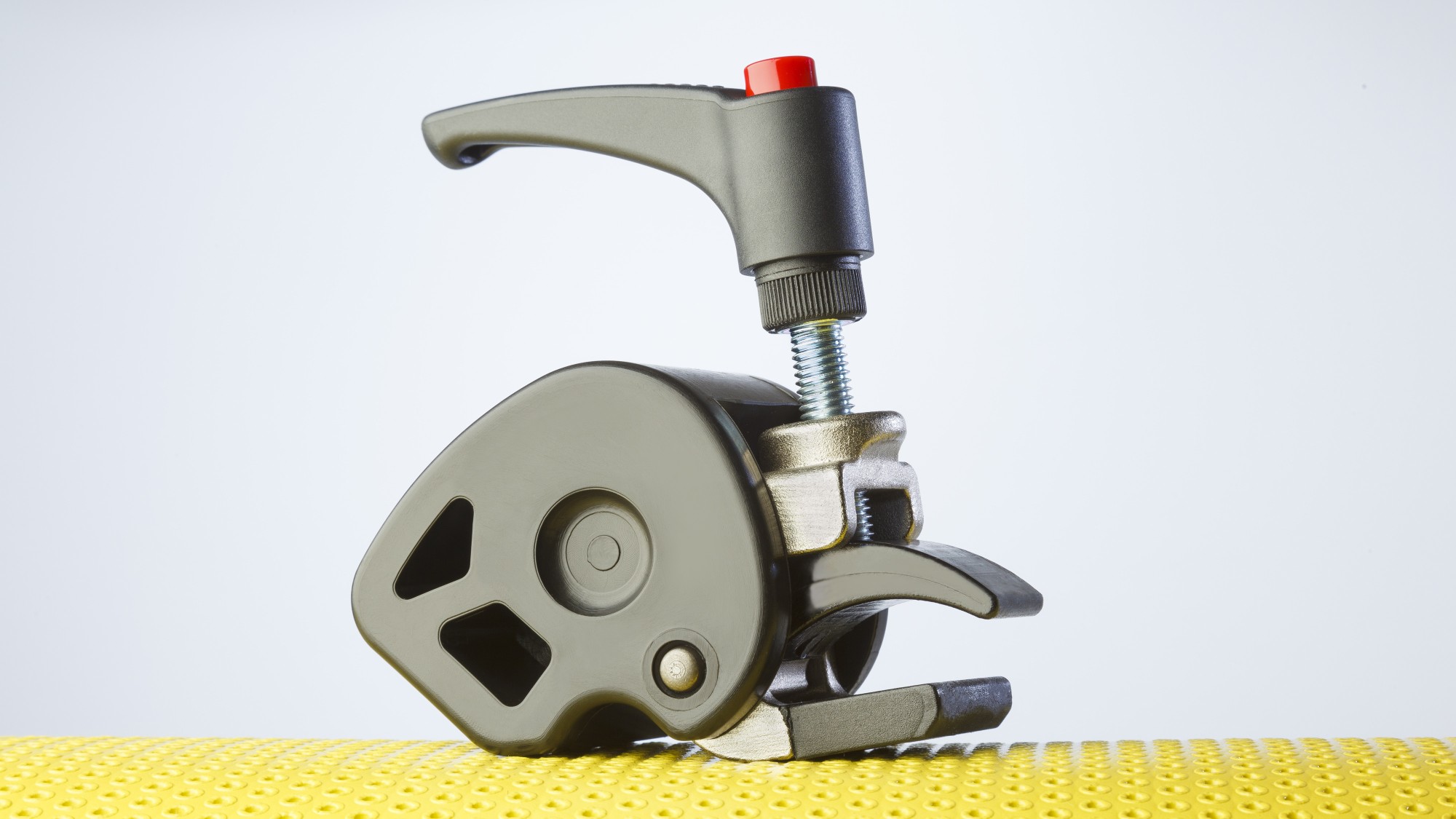 MONTADOR Y DESMONTADOR FORZA DE NEUMÁTICOS