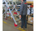 SMTS | Escalera de almacén con plataforma, ruedas y estabilizadores a partir del modelo SMTS120.