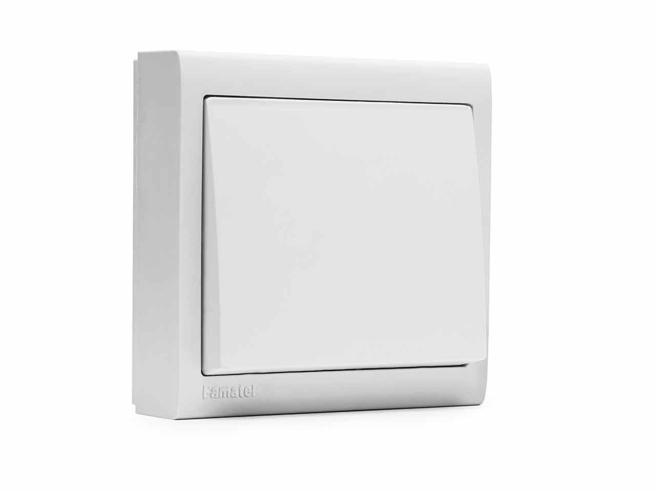 INTERRUPTOR - CONMUTADOR FAMATEL SUPERFICIE 10A