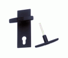 ESCUDO PROTECTOR PARA CILINDRO MCM PLASTICO NEGRO