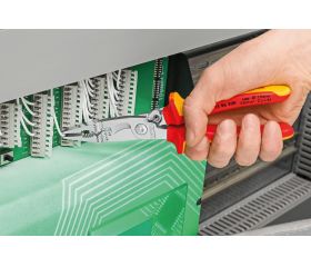 Knipex Alicate multifunción para instaladores con mangos bicomponentes aislados 200 mm