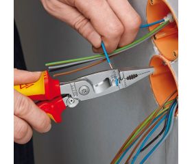 Knipex Alicate multifunción para instaladores con mangos bicomponentes aislados 200 mm