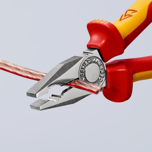 Knipex Alicate universal con mangos bicomponentes aislados 180 mm