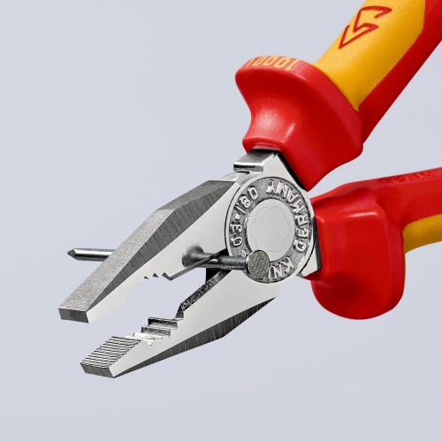 Knipex Alicate universal con mangos bicomponentes aislados 180 mm