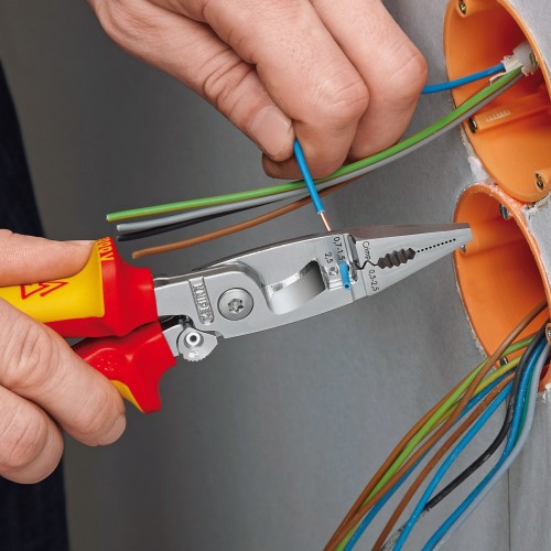 Knipex Alicate multifunción para instaladores con mangos bicomponentes aislados 200 mm