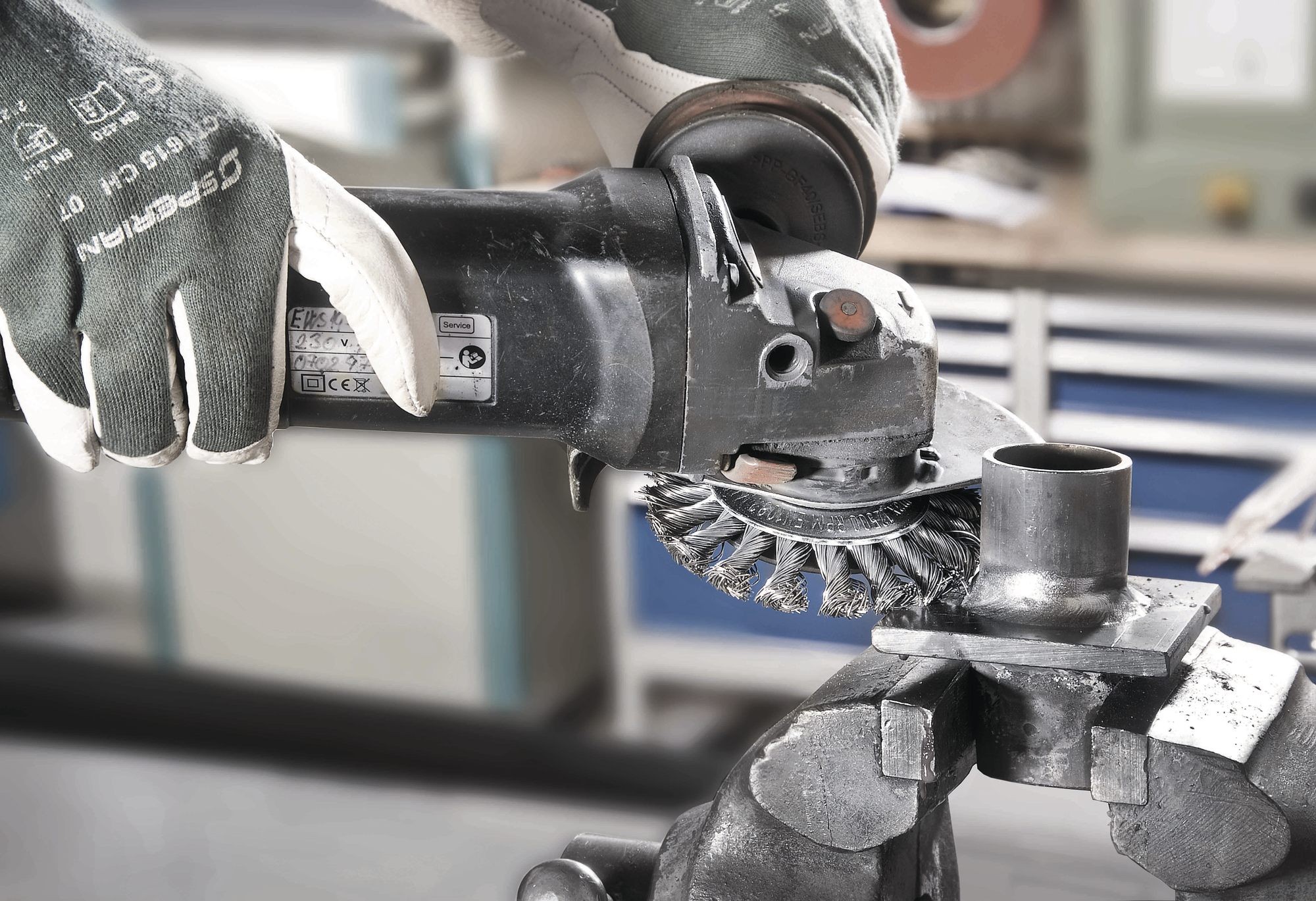 Lessmann Cepillo cónico alambre inox. trenzado 471757