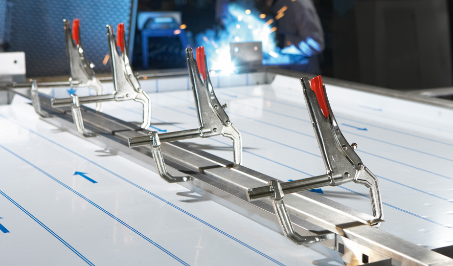 Bessey Mordaza grip con boca en C Modelo GRZC