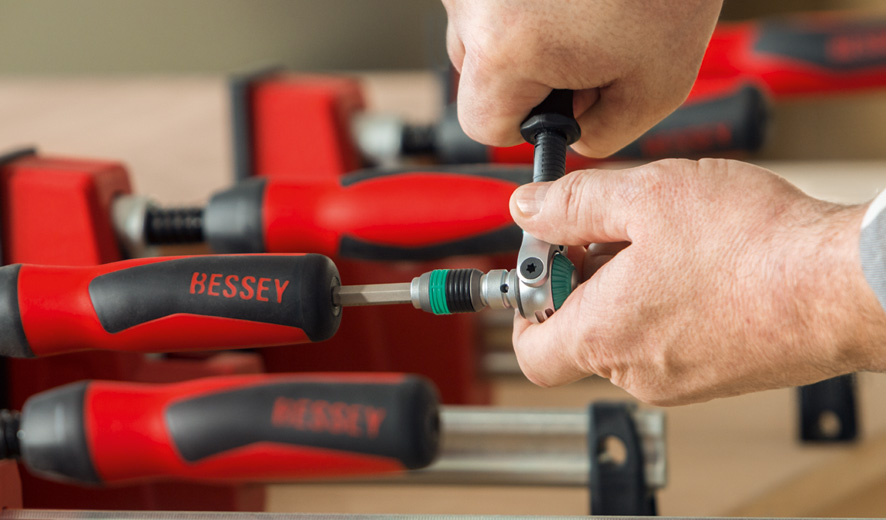 Bessey Tornillo de apriete KORPUS REVO KRE 300 mm