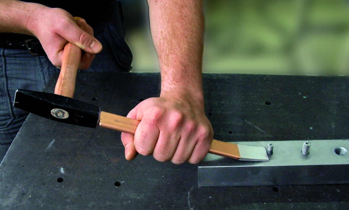 Rennsteig Escarpa acodada de chapista 240 mm