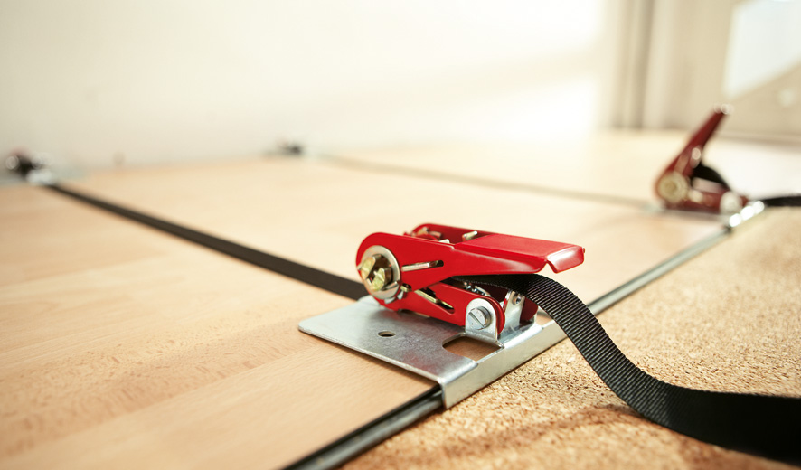 Bessey Tensor de cinta para  montaje de parqué SVH760