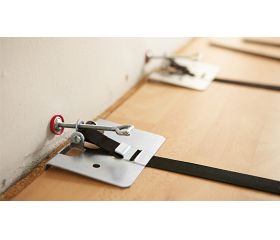 Bessey Tensor de cinta para  montaje de parqué SVH400