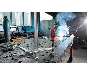 Bessey Mordaza para bancos y mesas de soldadura TW28-30-12-2K