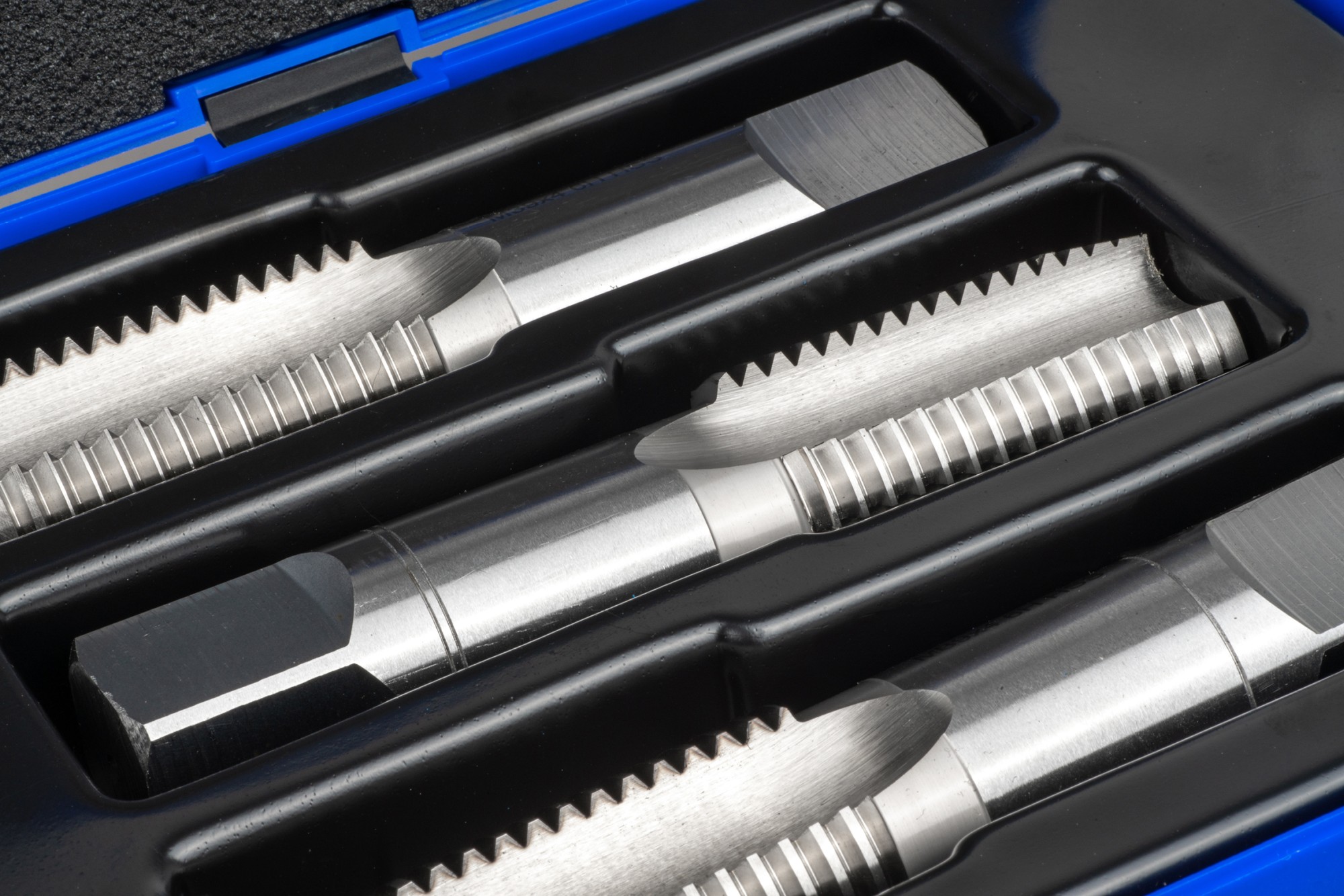 JUEGO 3-MACHOS MANO HSS DIN352 (M) - 3030 - 02,00X0,40