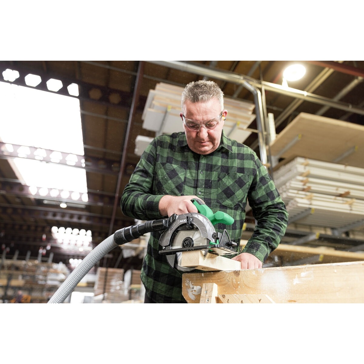 Sierra circular manual de batería C1806DAW2Z