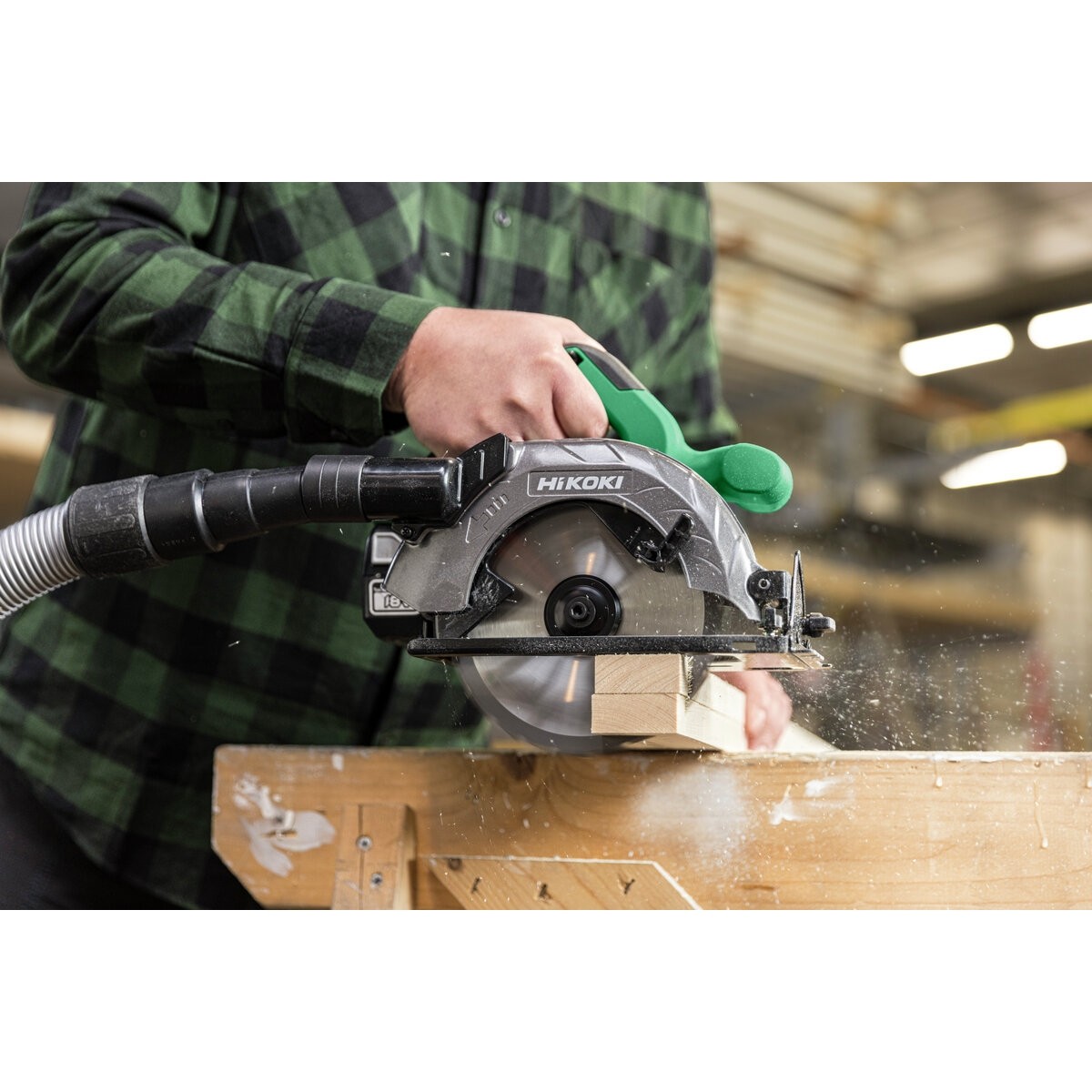 Sierra circular manual de batería C1806DAW2Z