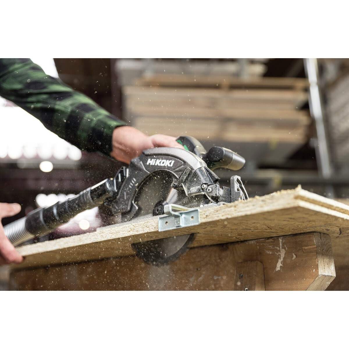 Sierra circular manual de batería C1807DAW2Z