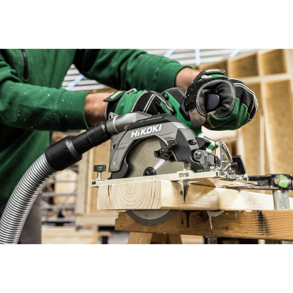 Sierra circular manual de batería C3606DBW2Z