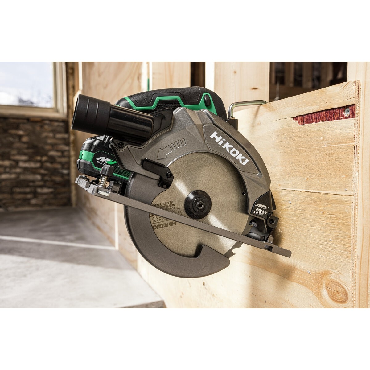 Sierra circular manual de batería C3607DBW2Z