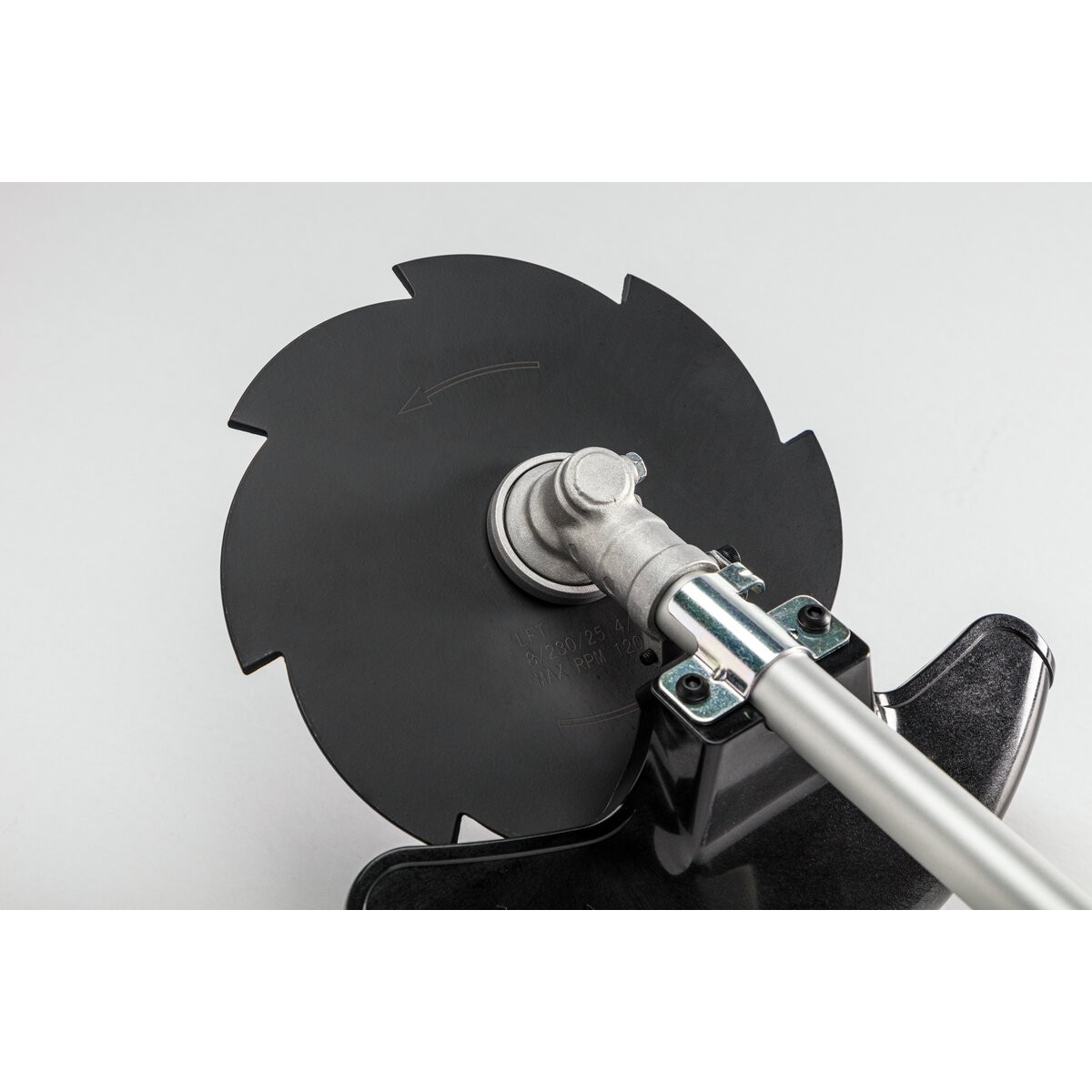 Cortacésped/desbrozadora CG18DAW4Z