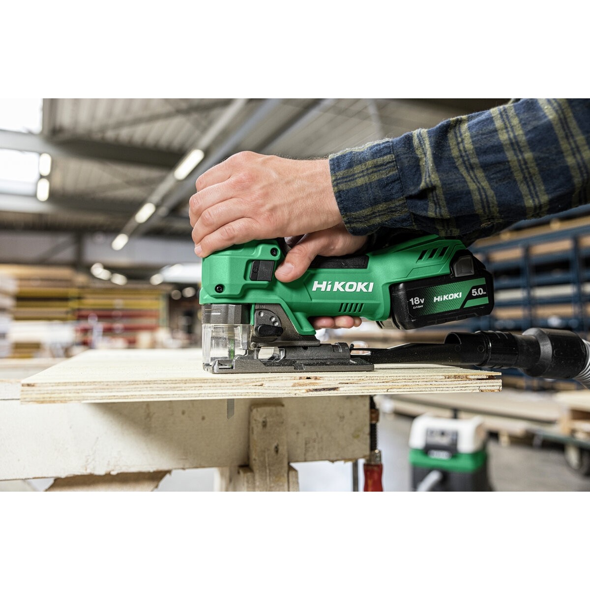 Sierra de calar de batería CJ18DBW2Z