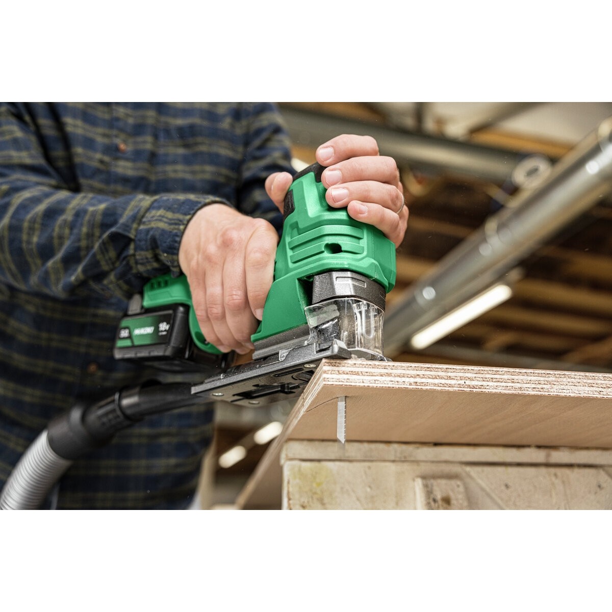 Sierra de calar de batería CJ18DBW2Z