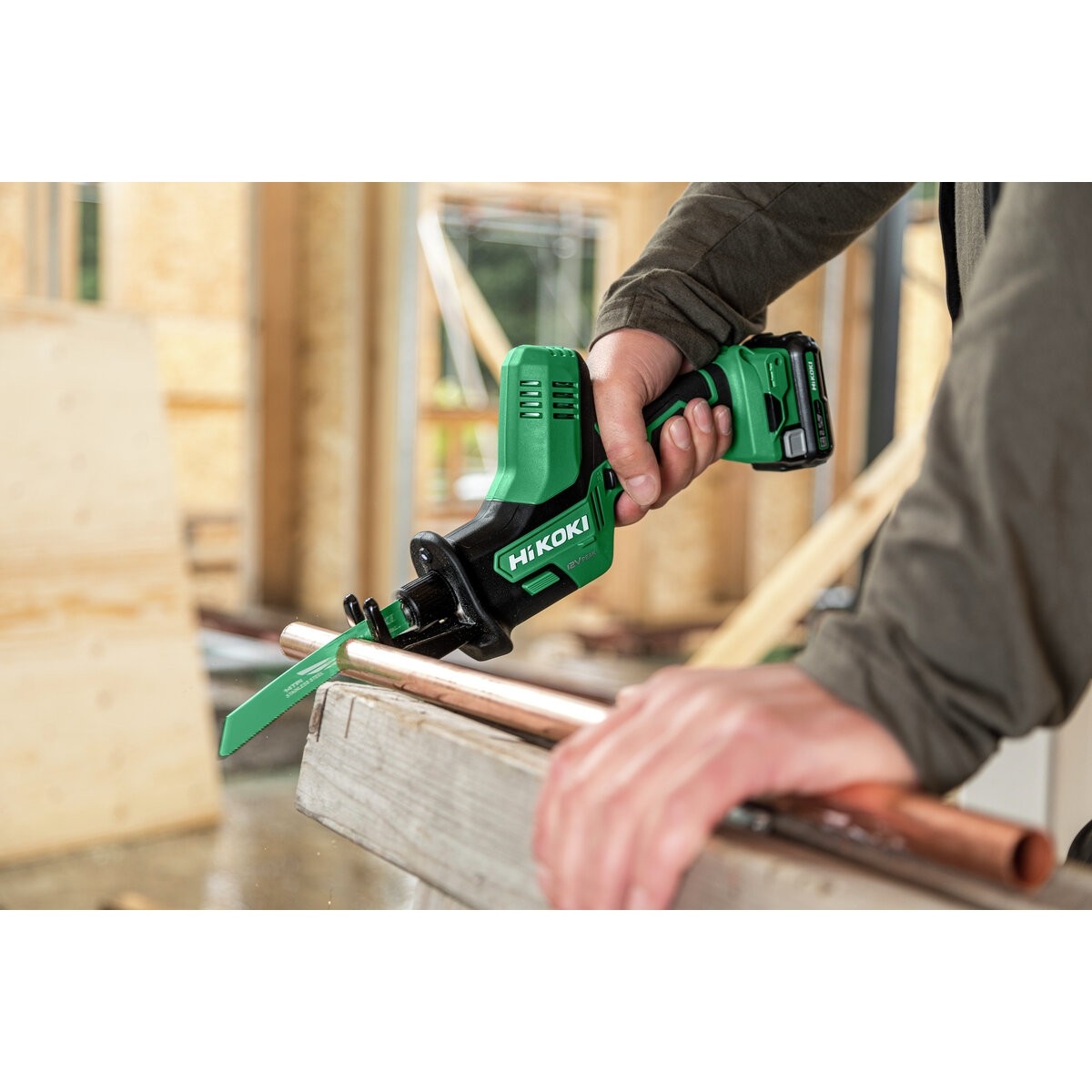 Sierra de sable de batería CR12DAW4Z