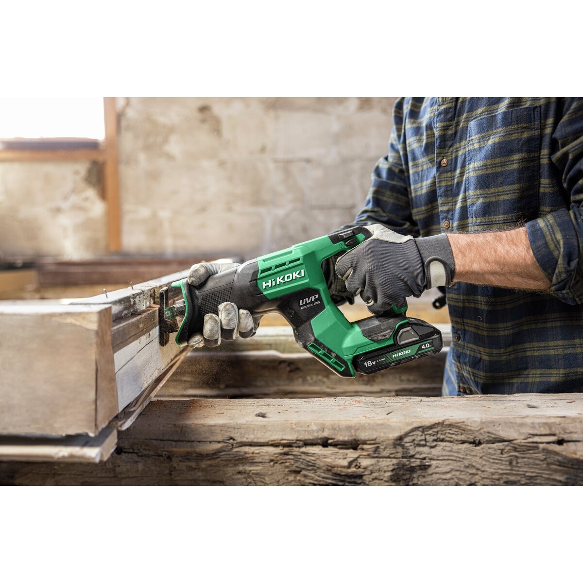 Sierra de sable de batería CR18DMAW2Z