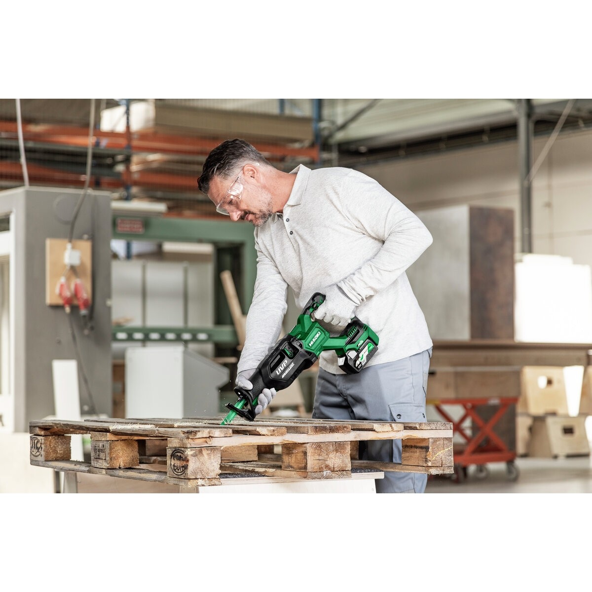 Sierra de sable de batería CR36DAW4Z