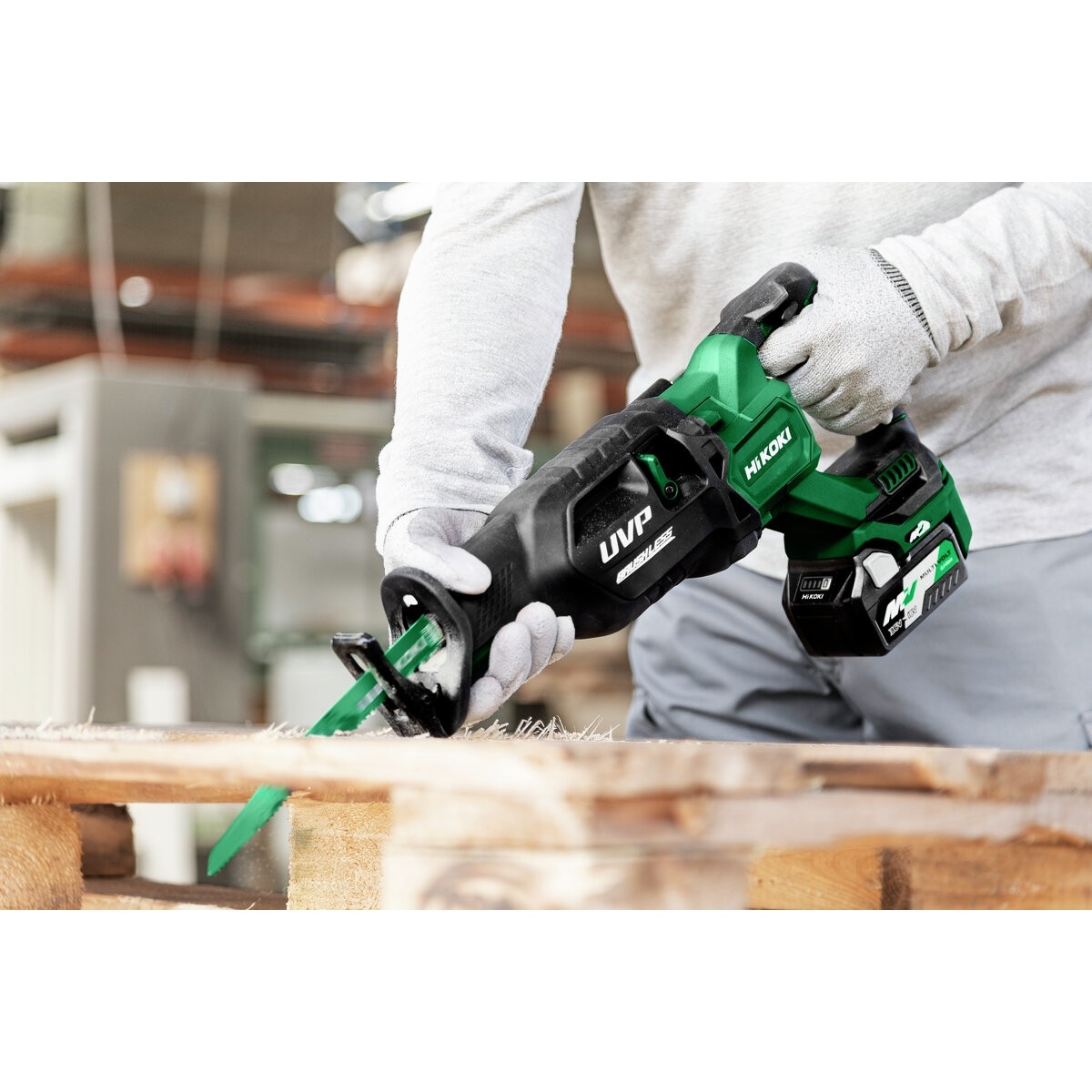 Sierra de sable de batería CR36DAW4Z