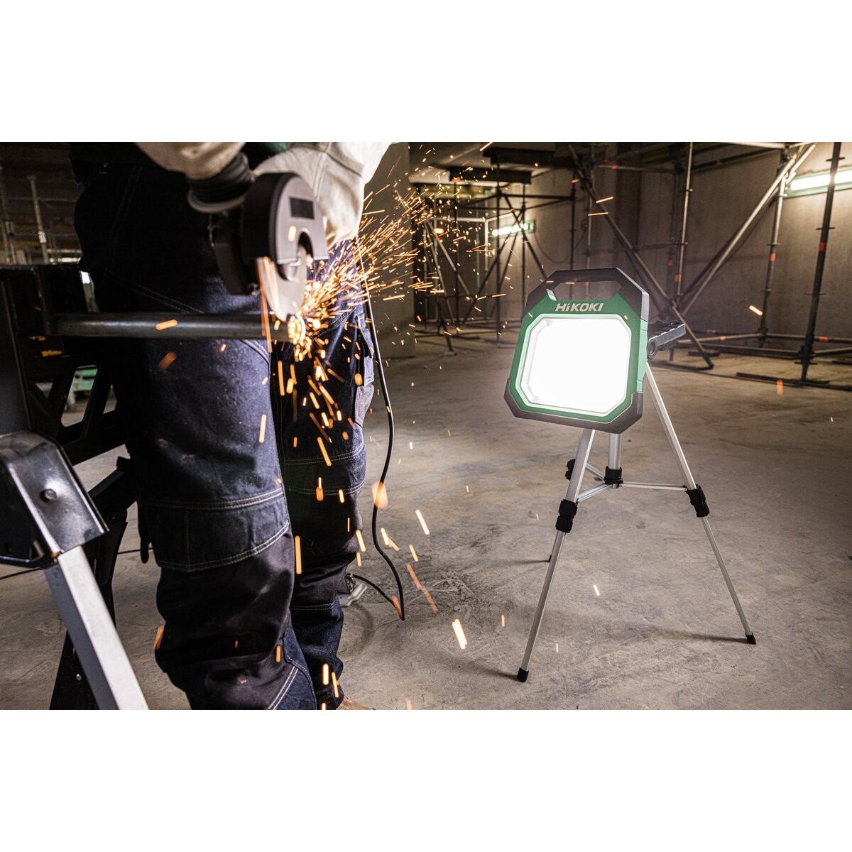 Construcción ligera UB18DDW4Z