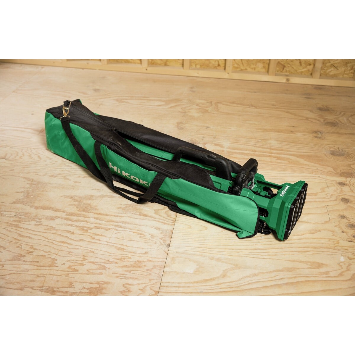 Construcción ligera UB18DGW4Z