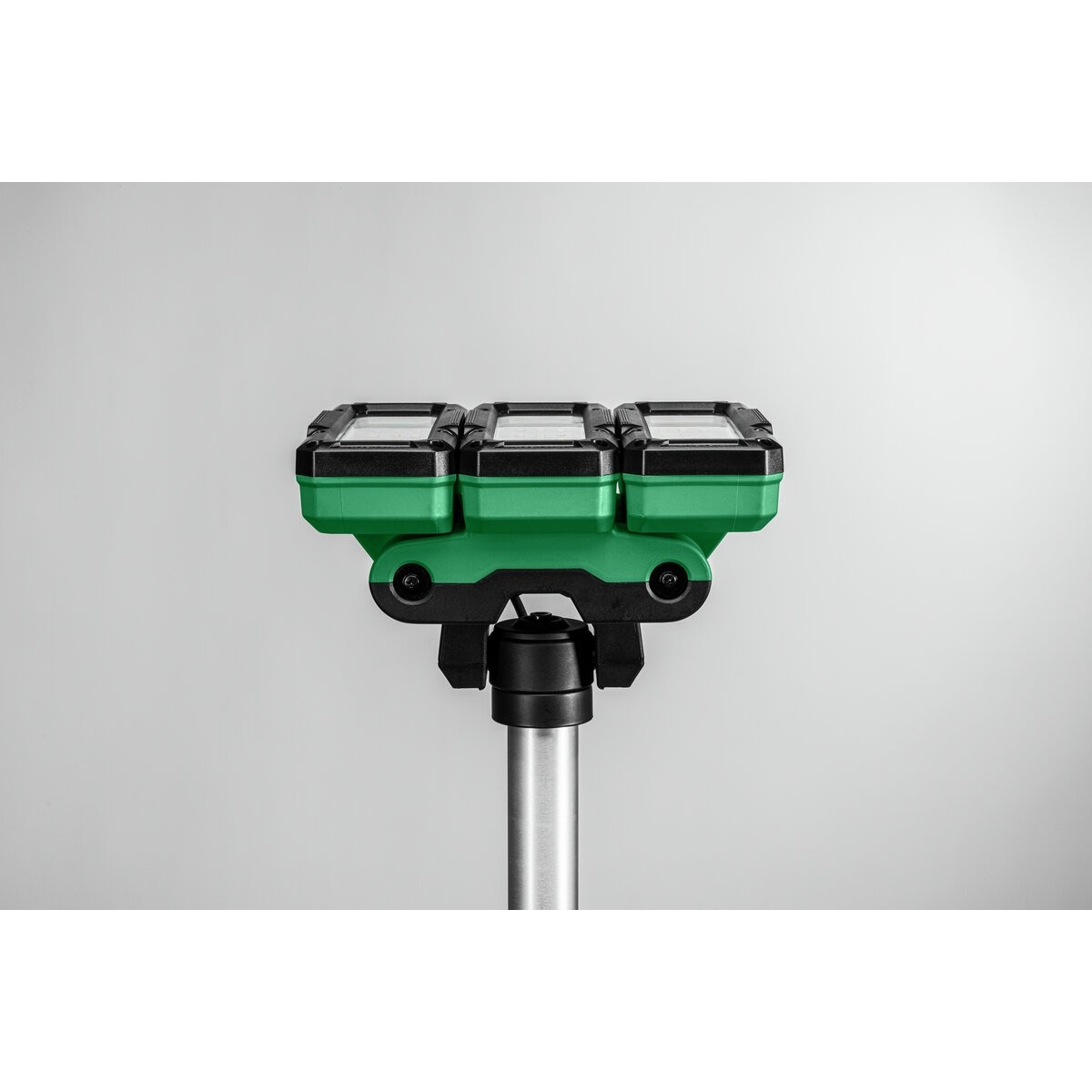 Construcción ligera UB18DGW4Z