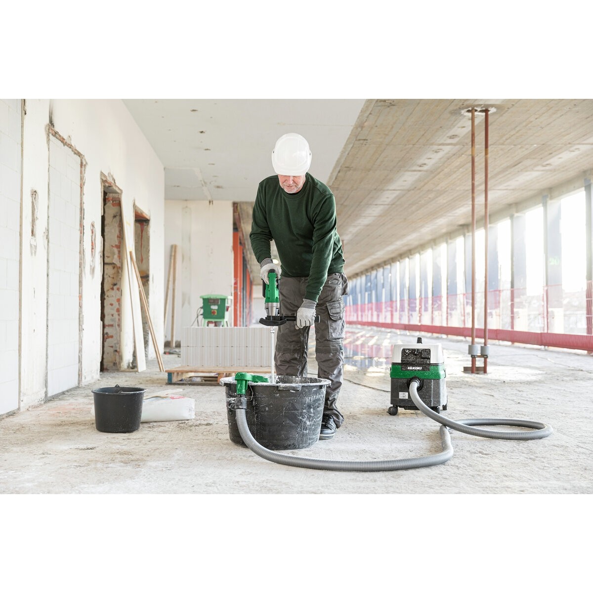 Mezcladora de batería UM36DAW4Z