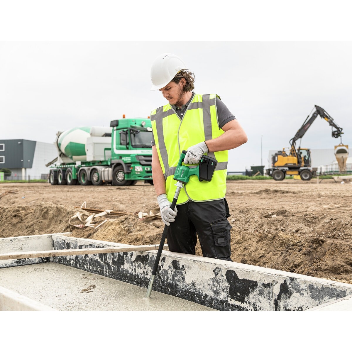 Vibrador de hormigón de batería UV3628DAW4Z