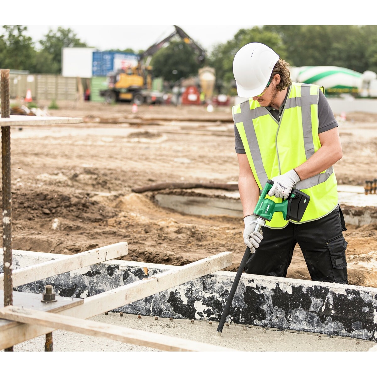 Vibrador de hormigón de batería UV3628DAW4Z