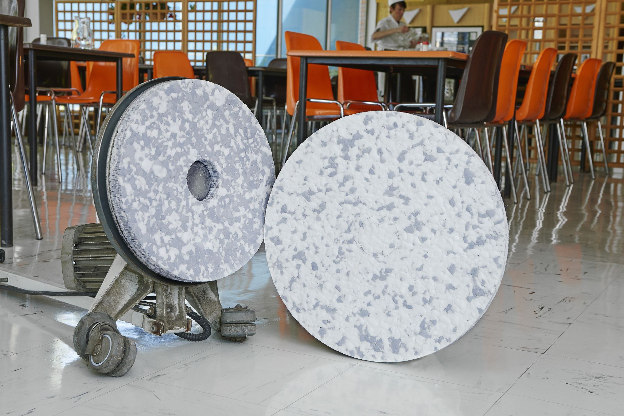 3M™ Discos Melamina limpieza puntual Gris/Blanco (406 mm, Caja de 5)