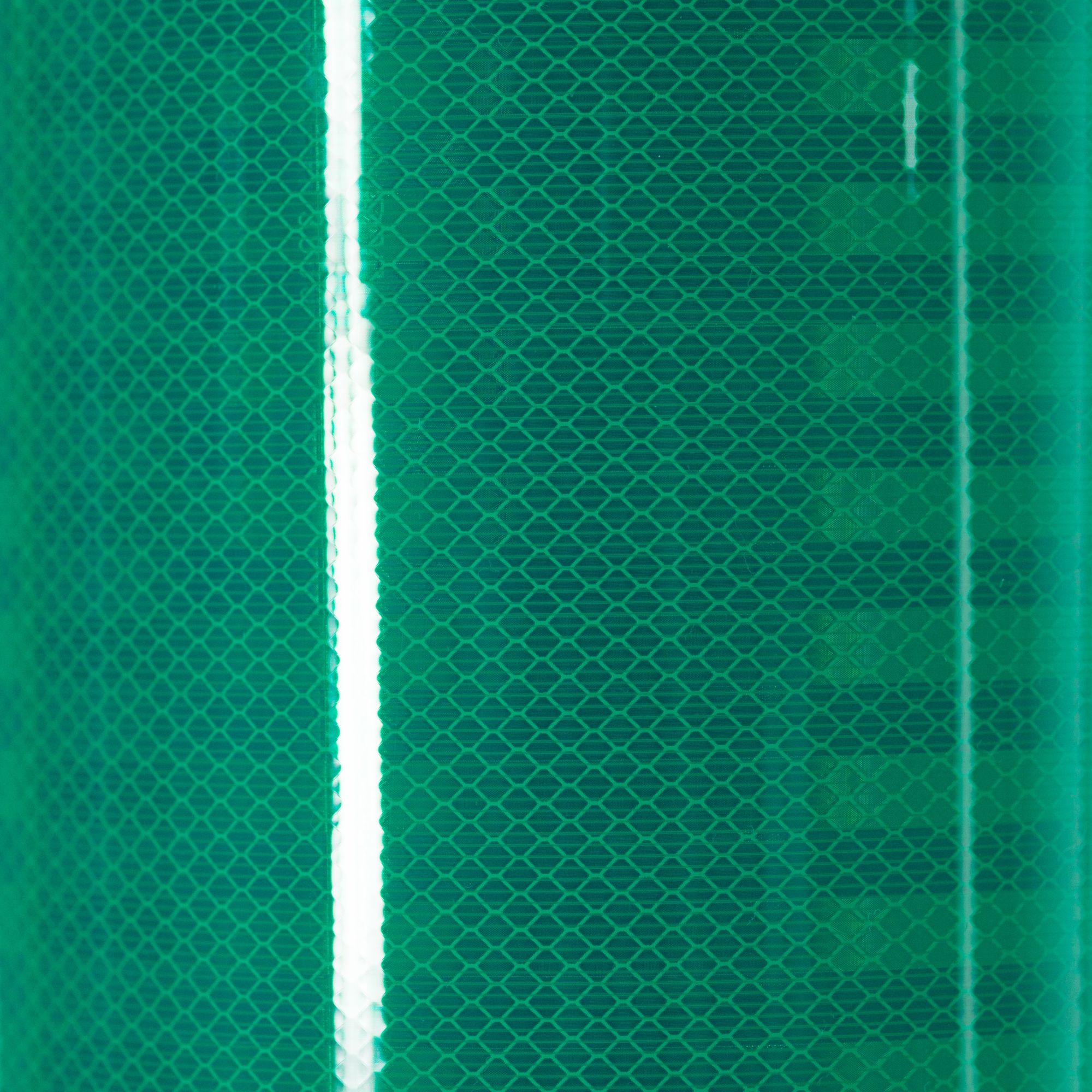 3MTM High Intensity Prismatic SEM 3937 HT Lámina Retrorreflectante Microprismas Clase RA2 HIP Verde Rollo 1,22m x 45,7m