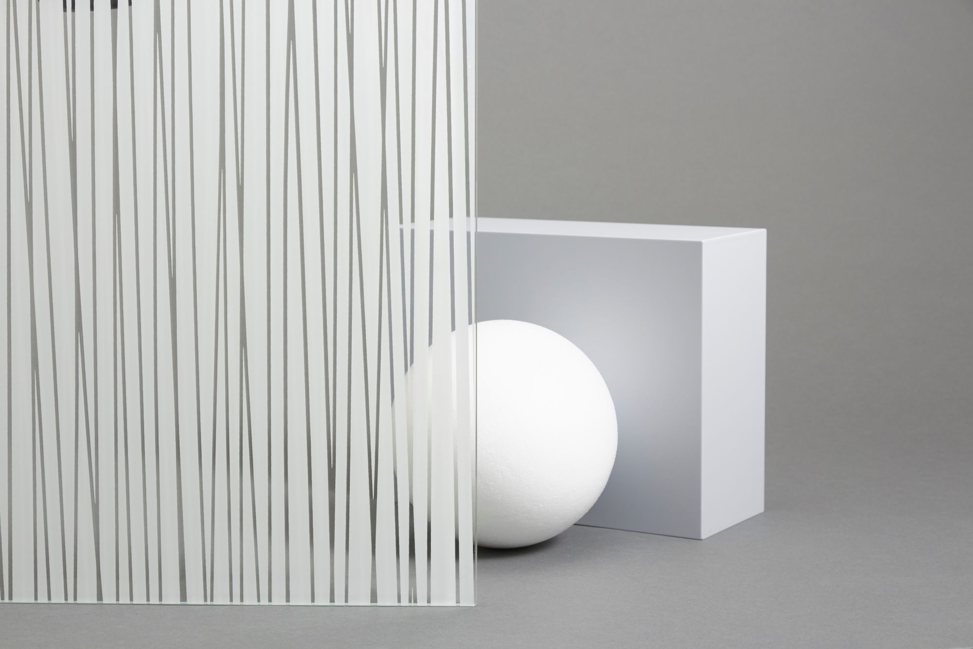 Lámina para Decoración de Vidrio 3M™ Fasara™ SH2PTSTR String Reverse (1.27 m x 30 m)