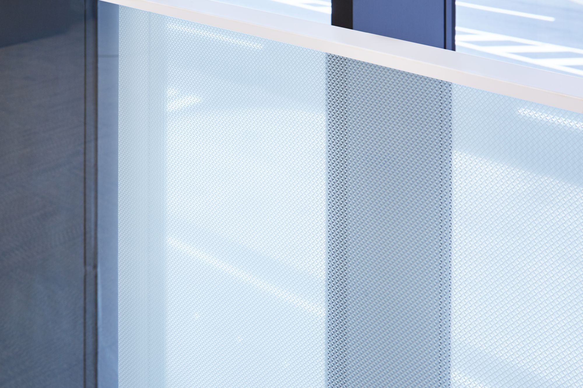 Lámina para Decoración de Vidrio 3M™ Fasara™ SH2CSCP Cut Glass Pearl (1.27 m x 30 m)