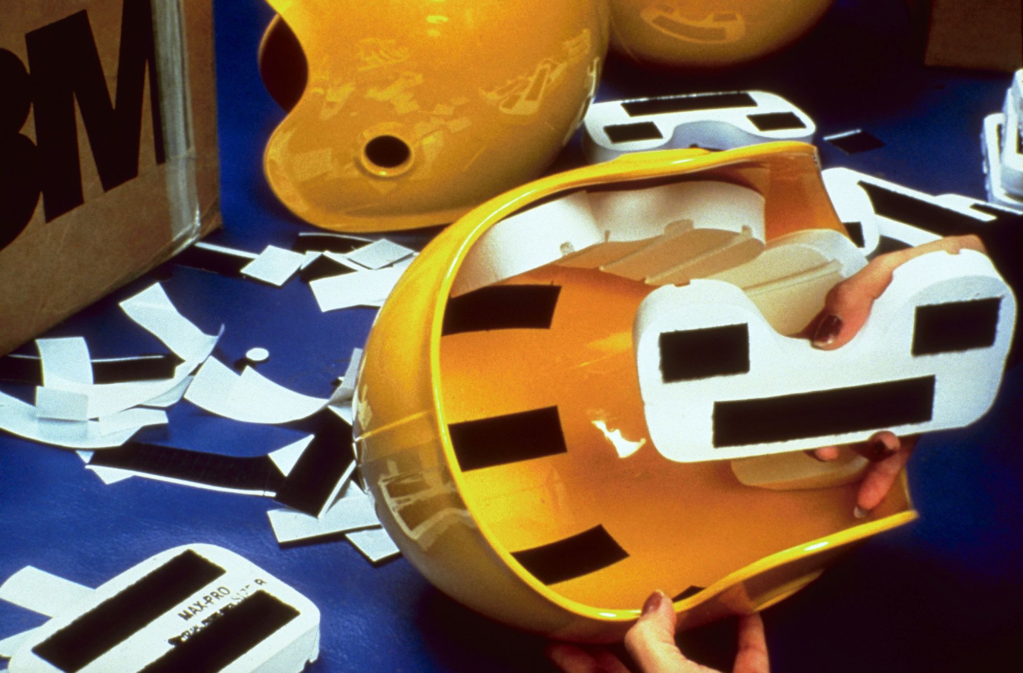 3M™ Sistemas de Unión Desmontable SJ352B, Blanco, 25 mm x 1.25 m, 4.4 mm, Blíster