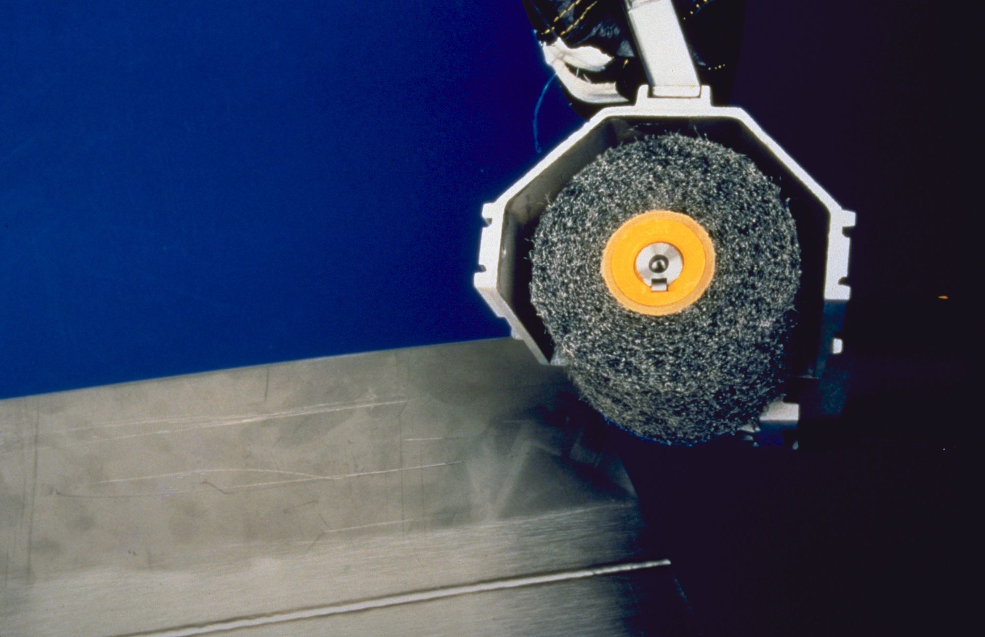 3M™ Scotch-Brite™ Clean & Strip Mini Cepillo de láminas CS-MB, 100mm x 100mm x 19mm, A Basto, Negro