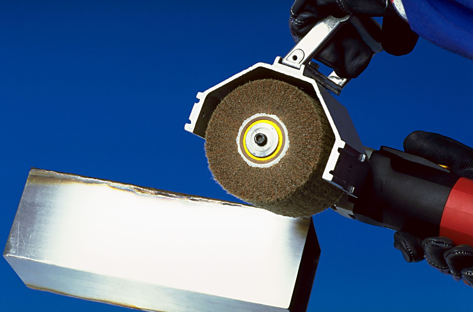 3M™ Scotch-Brite™ Mini Cepillo de láminas para limpieza y acabado CF-MB, 100 mm x 100 mm x 19 mm, S Medio, Gris