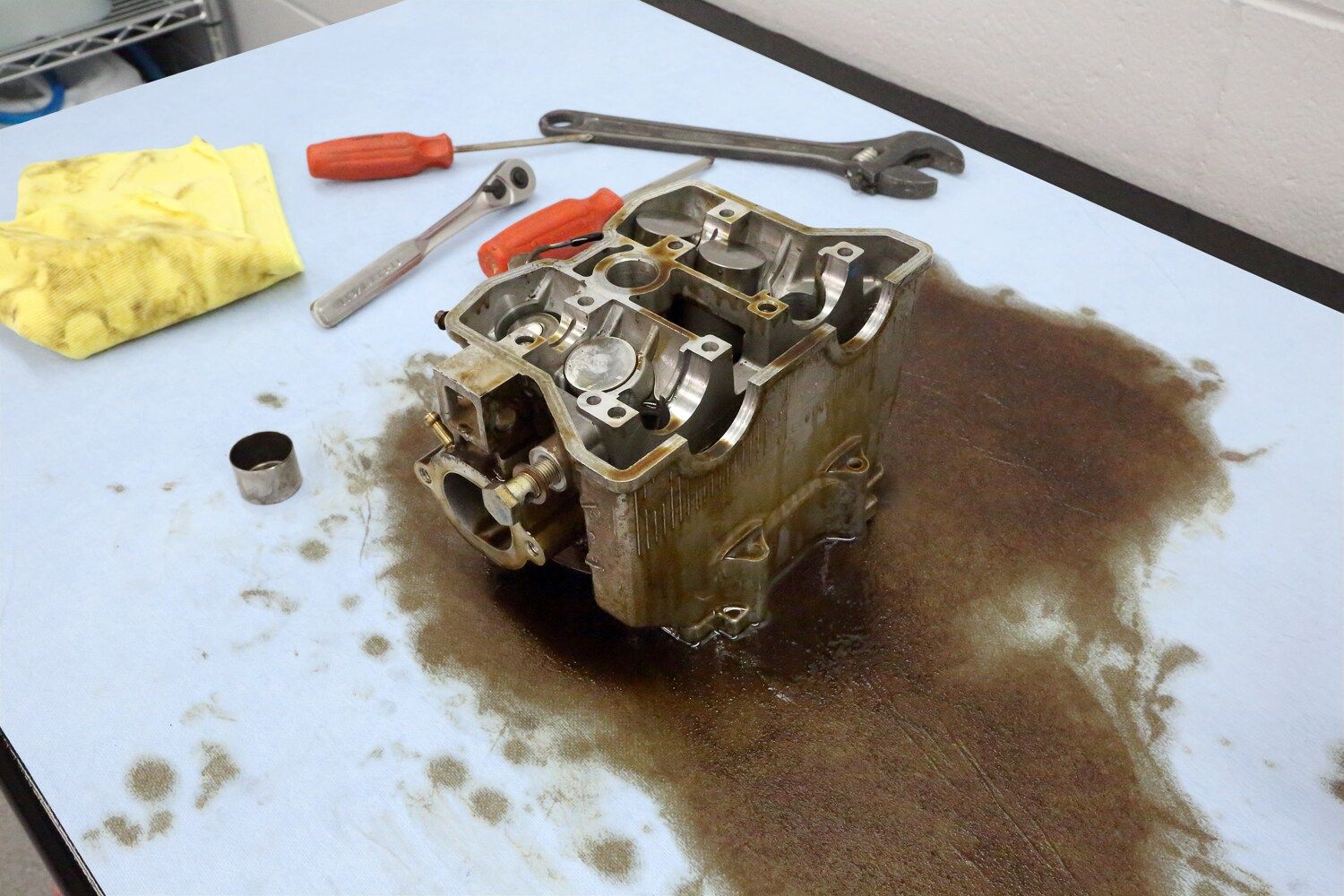 3M™ Protector contra líquidos autoadhesivo, azul, 10.16 cm x 91.5 m, 36876