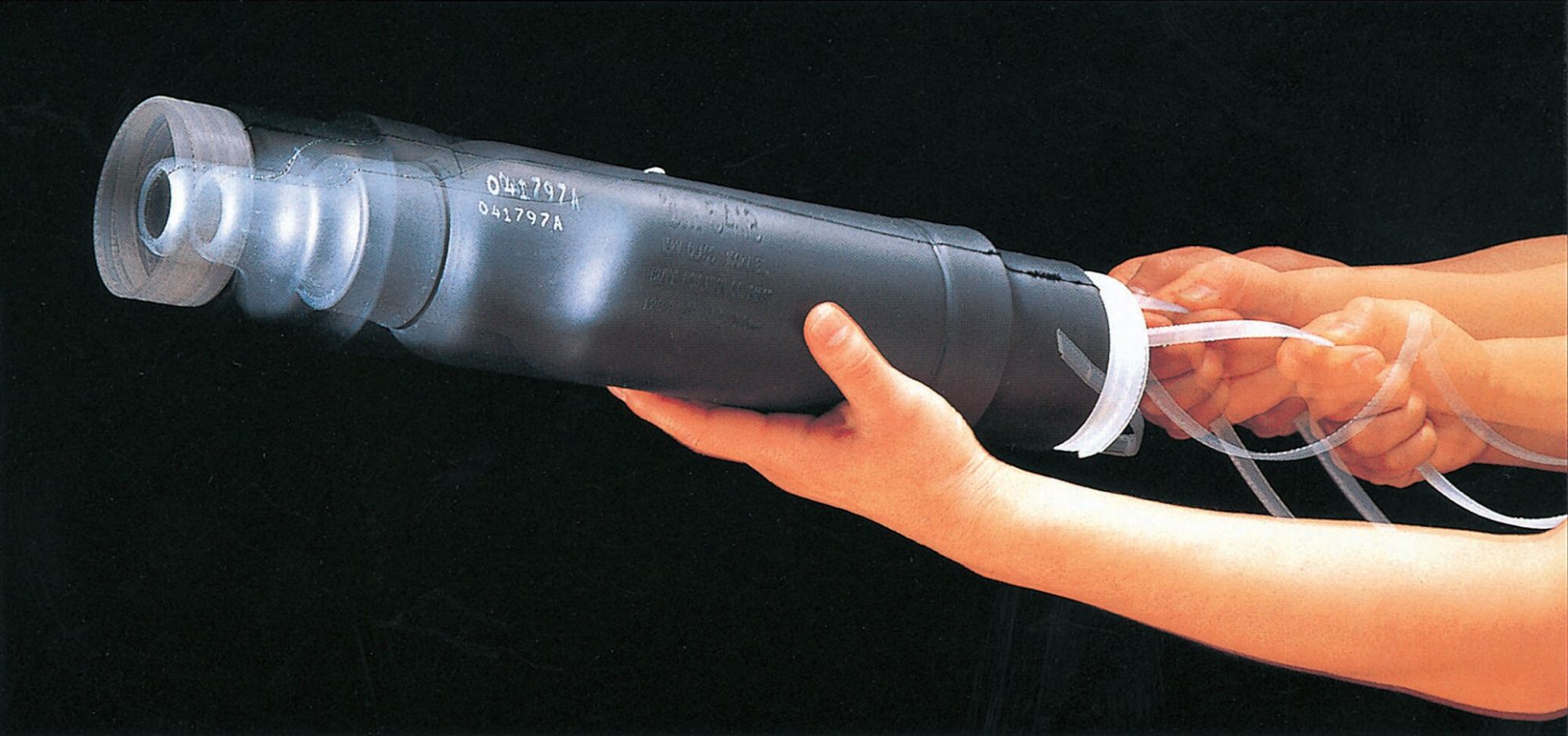 3M™ Kit de empalme en línea de alta tensión contráctil en frío QSIII 5545A, de hasta 52 kV, secciones transversales de 240-500 mm2. 1 paquete por caja.