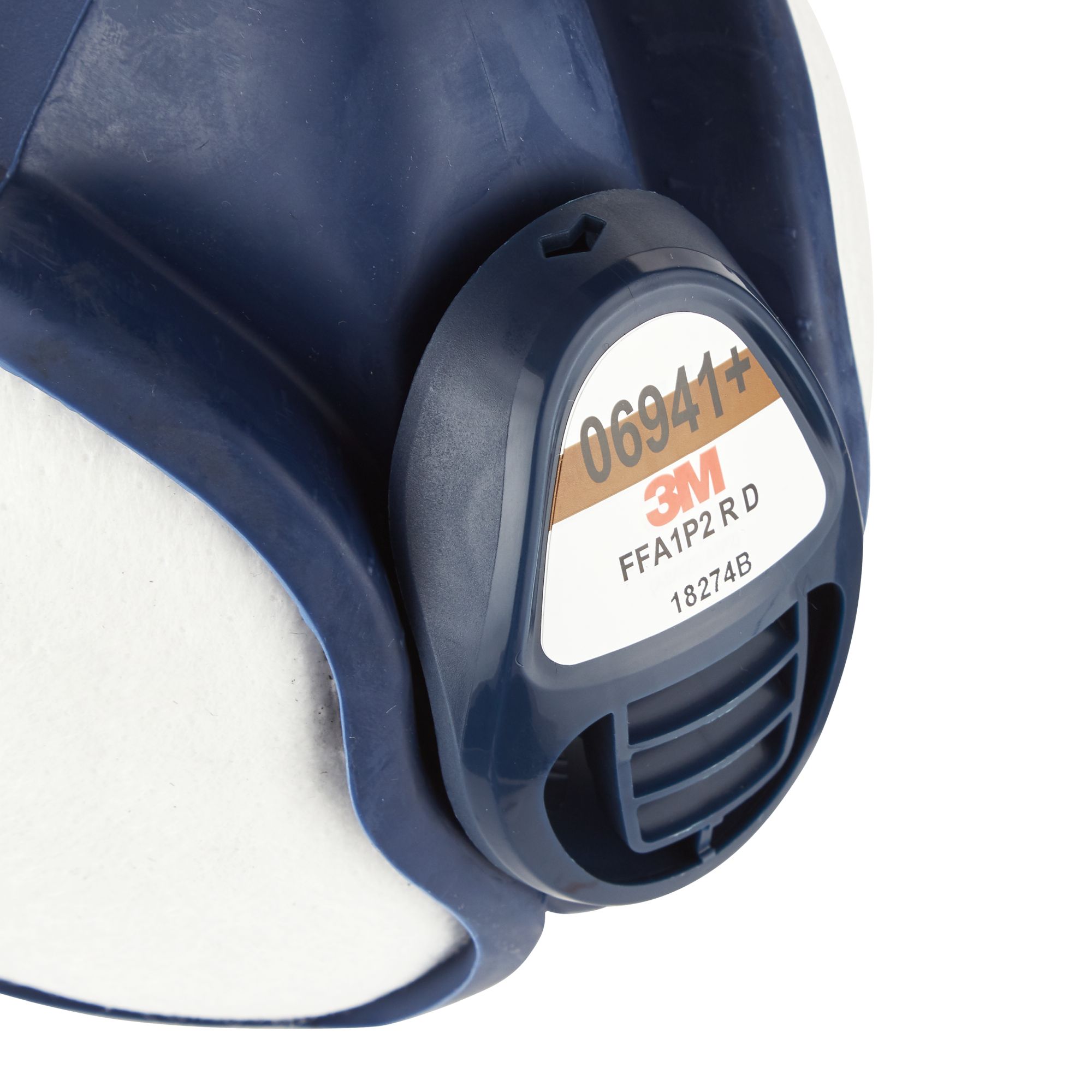 3M™ Media máscara reutilizable sin mantenimiento, filtros FFA1P2R D, 06941+