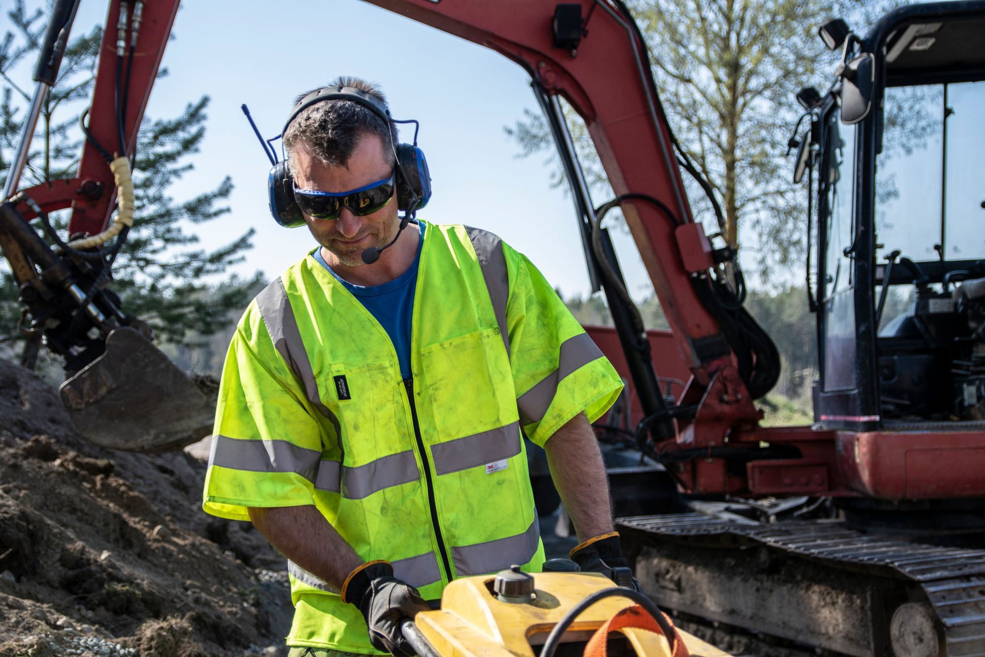 3M™ PELTOR™ WS™ ALERT™ XPI Orejeras, 30 dB, Bluetooth®, aplicación móvil, incluye accesorios, diadema, MRX21A3WS6-ACK