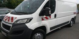 3M™ High Intensity Prismatic 3410 Lámina Retrorreflectante Microprismática Clase RA2 HIP Derecha/Izquierda Blanco/Rojo, 2 Rollos 141 mm x 9 m (1 izda, 1 dcha)