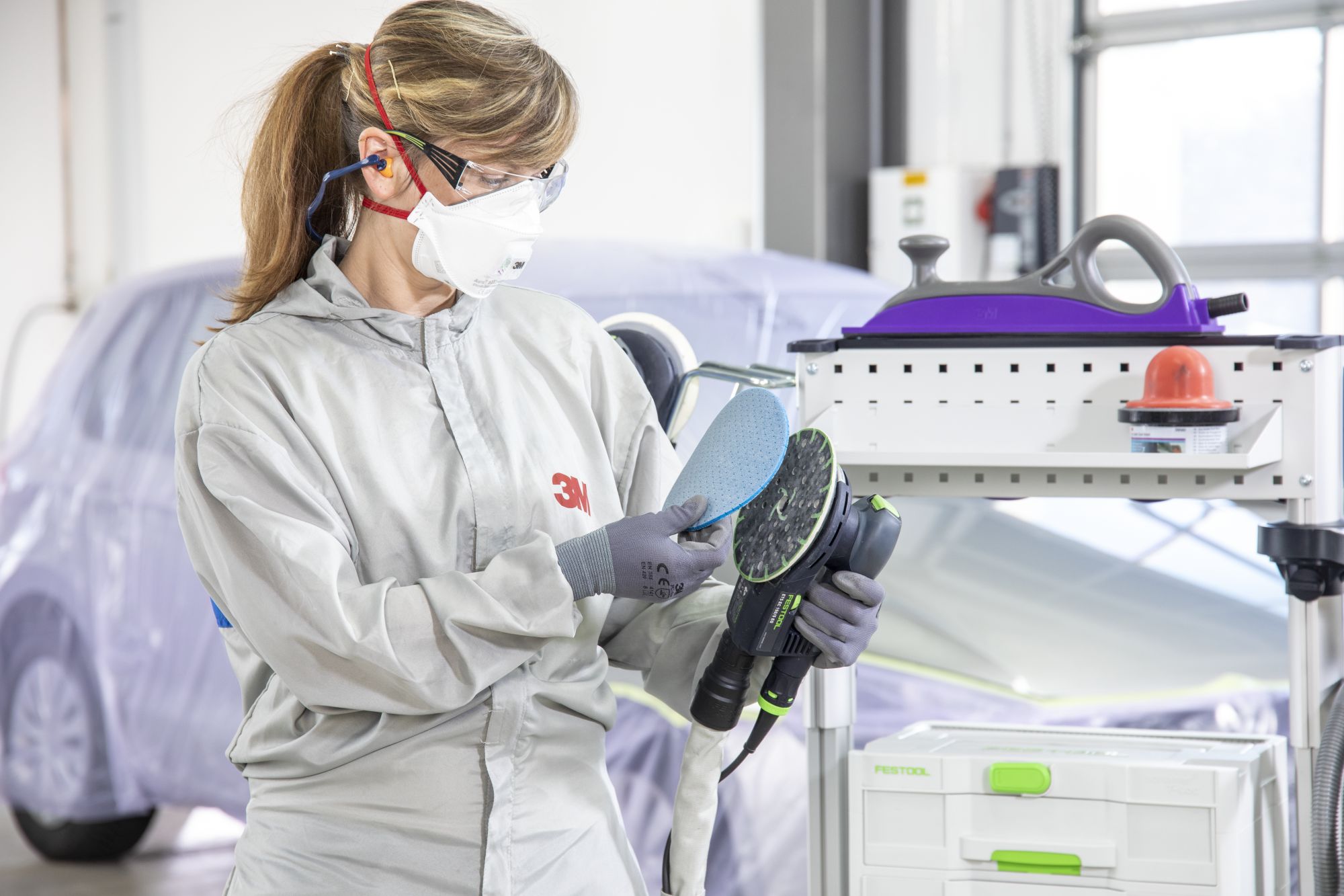 3M™ Hookit™ Disco abrasivo flexible de espuma, 150 mm, P2000, 33544