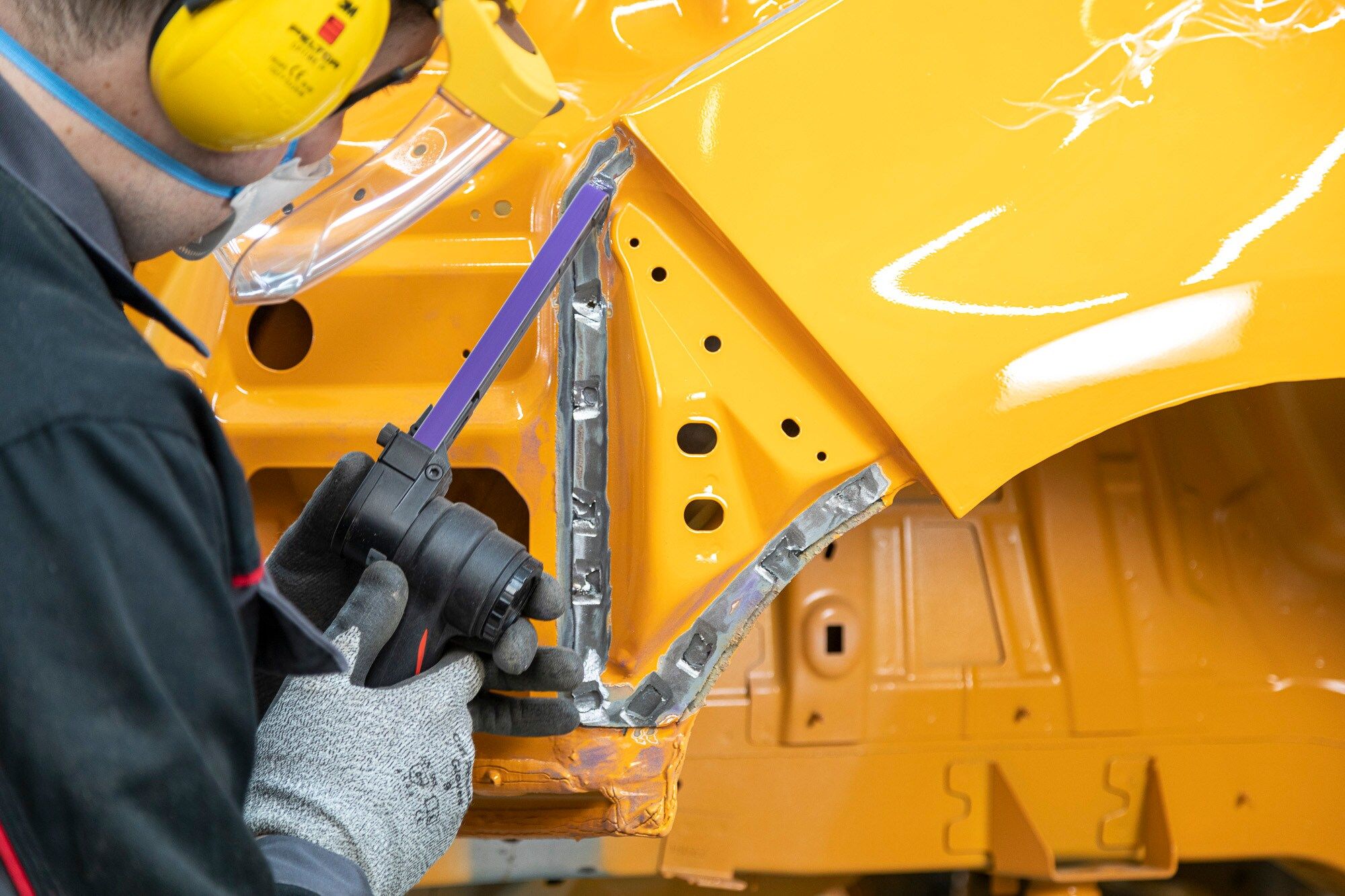 3M™ Cubitron™ II Banda abrasiva 786F, 12.7 mm x 457.2 mm, 60+, 33445